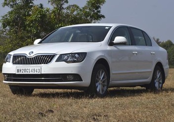 Pokrywa zaworów Skoda Superb II FL